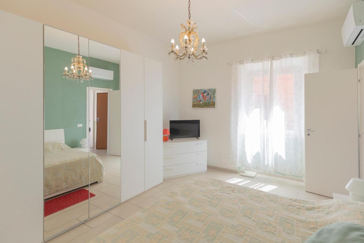 Residenza Bellavista - Helloelba Apartment Capoliveri  Bagian luar foto
