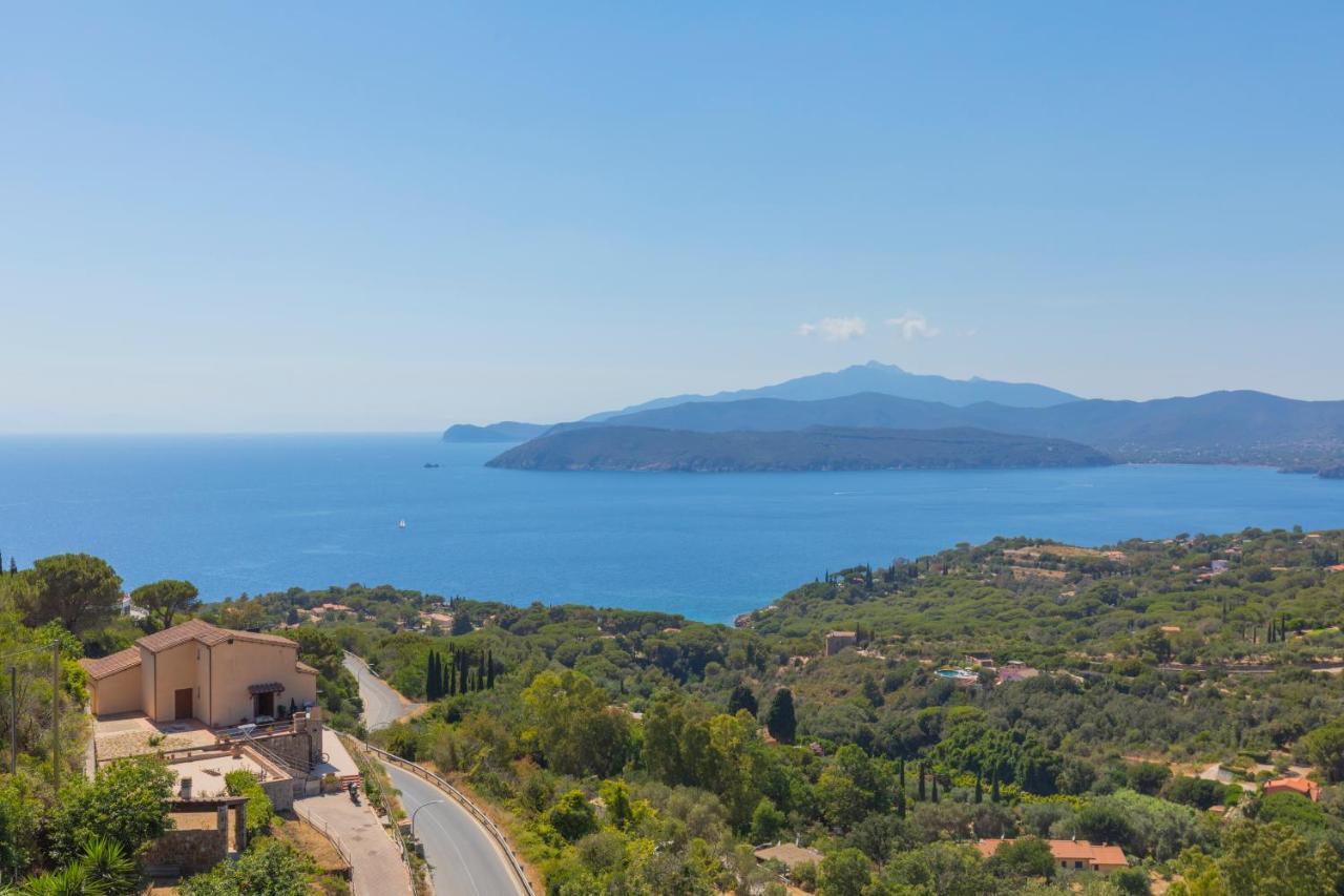 Residenza Bellavista - Helloelba Apartment Capoliveri  Bagian luar foto