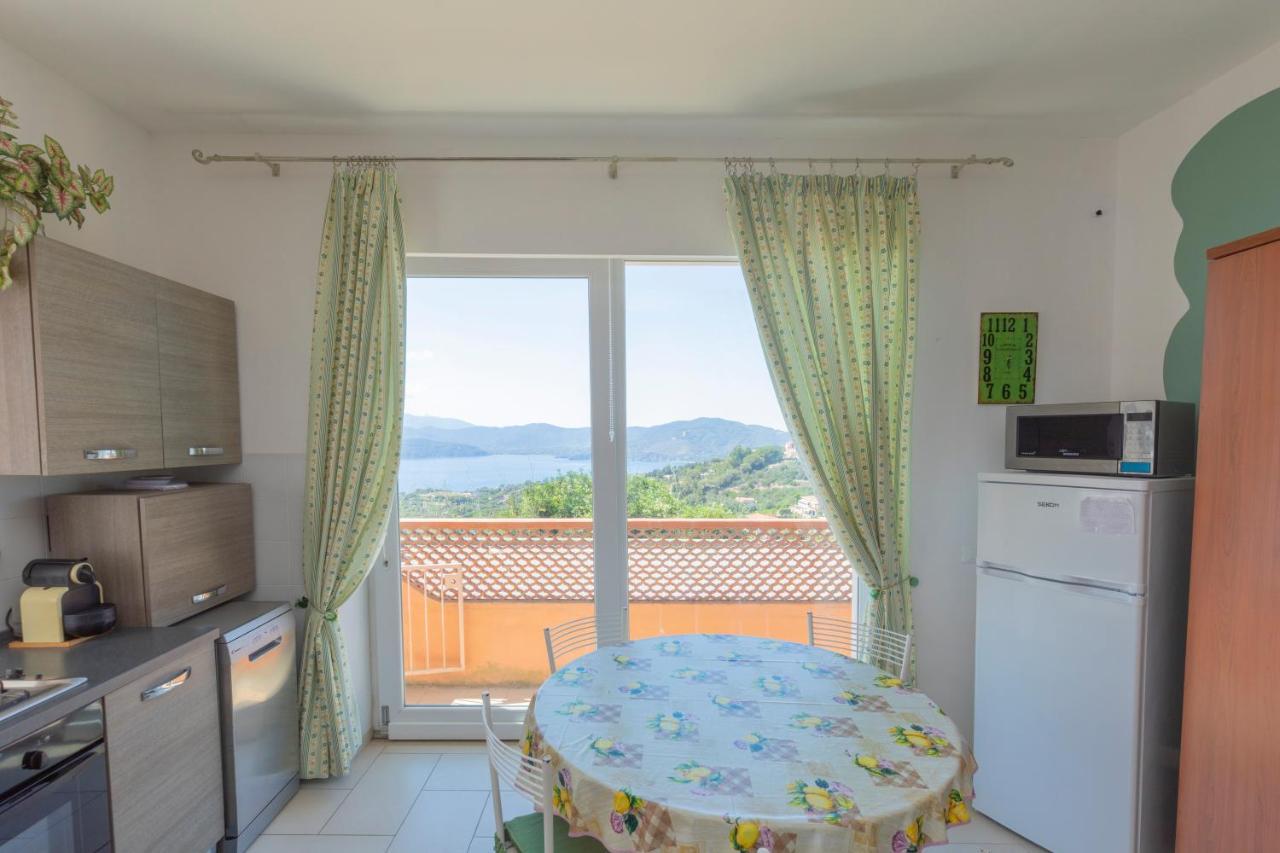 Residenza Bellavista - Helloelba Apartment Capoliveri  Bagian luar foto